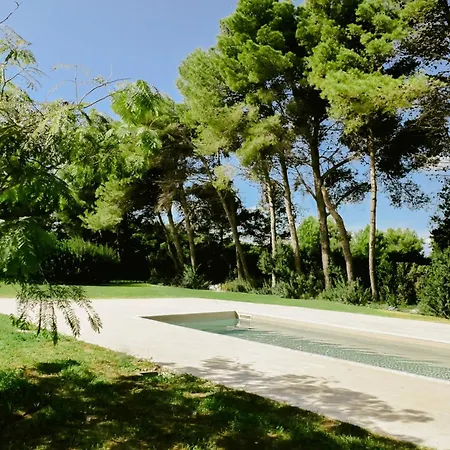 - Piscina Privata *