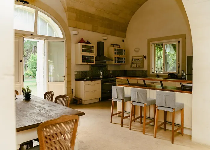 Villa Sant'Andrea Villa *