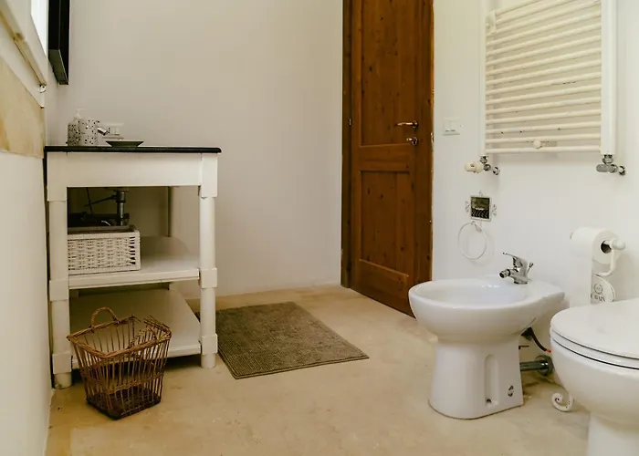Villa Sant'Andrea * Sant'Andrea (Apulia)